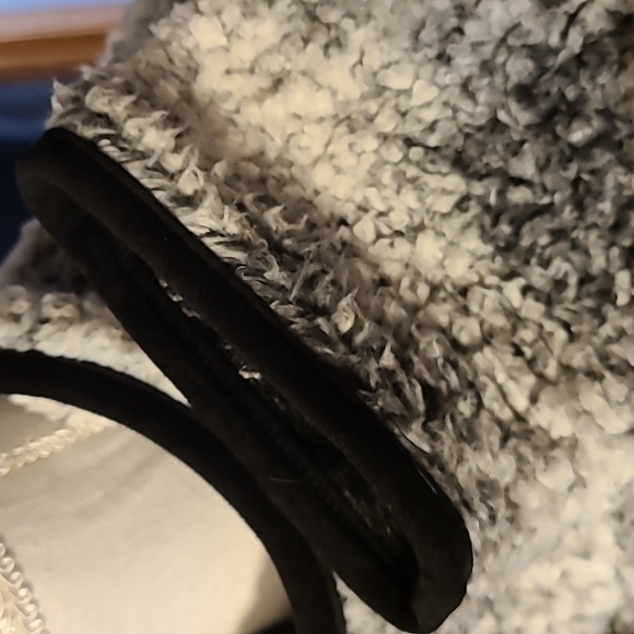 Dylan plaid Faux Fur coat, sz M, gray and white - Picture 4 of 7